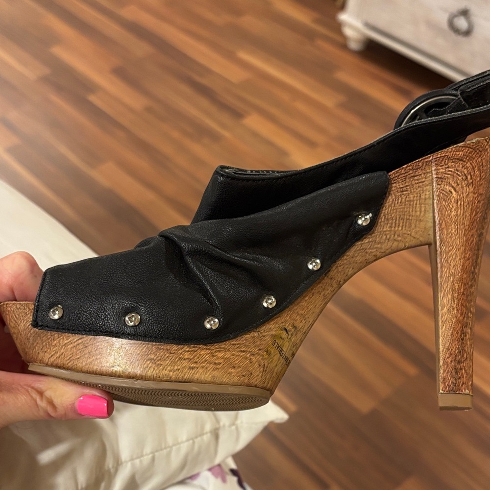 Charlotte Russe Black and Brown Heels